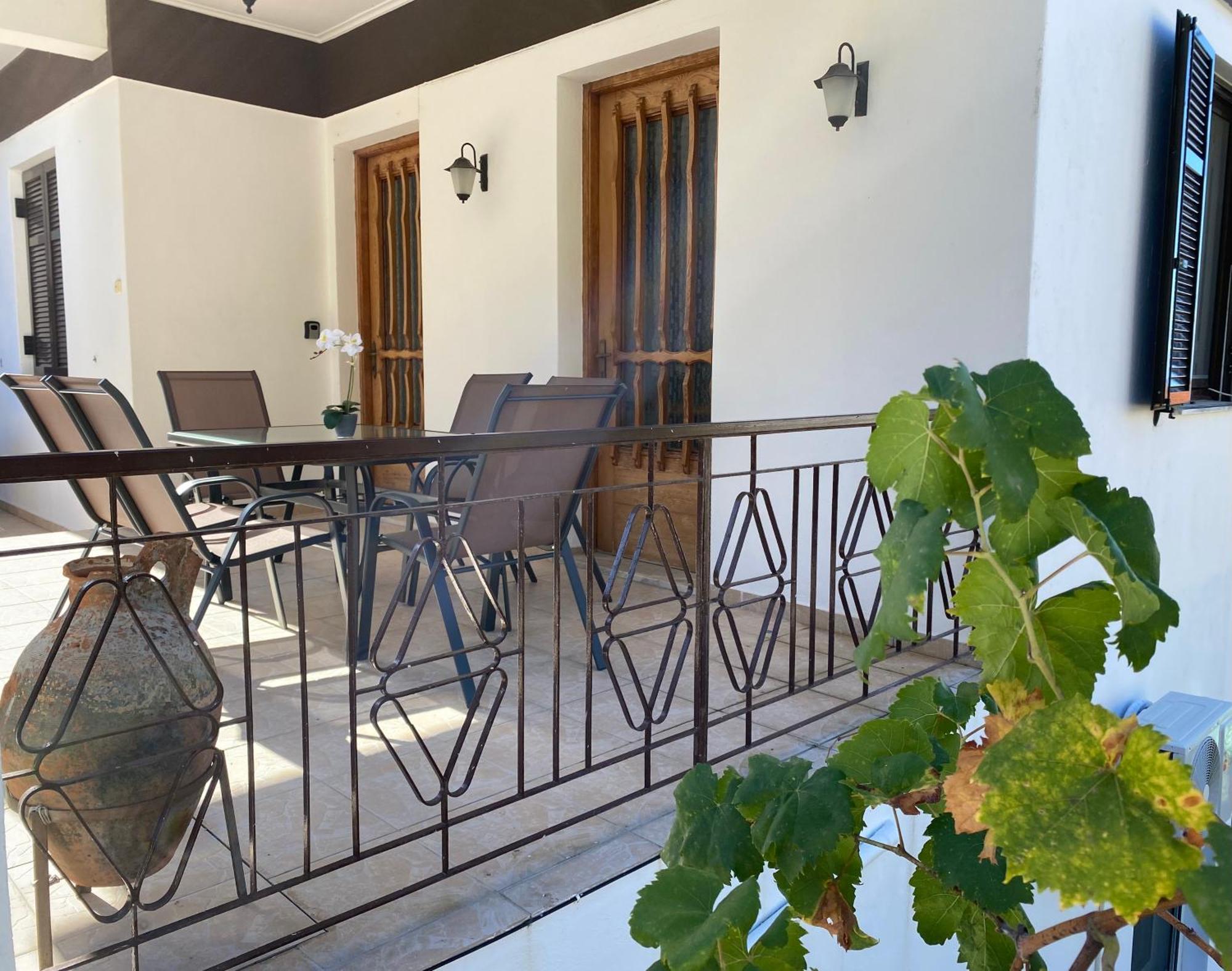 Demie And George Ηouse Villa Loutraki  Exterior photo